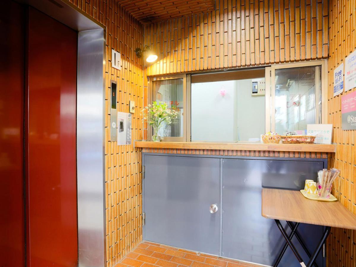 Business Hotel Sunpalace Токио Екстериор снимка